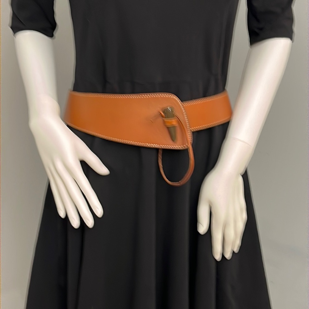 Banana Republic, Size M/L, Camel Color